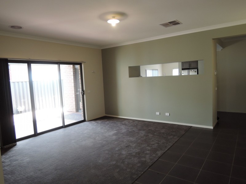 7 Mayesbrook Road, Wyndham Vale VIC 3024