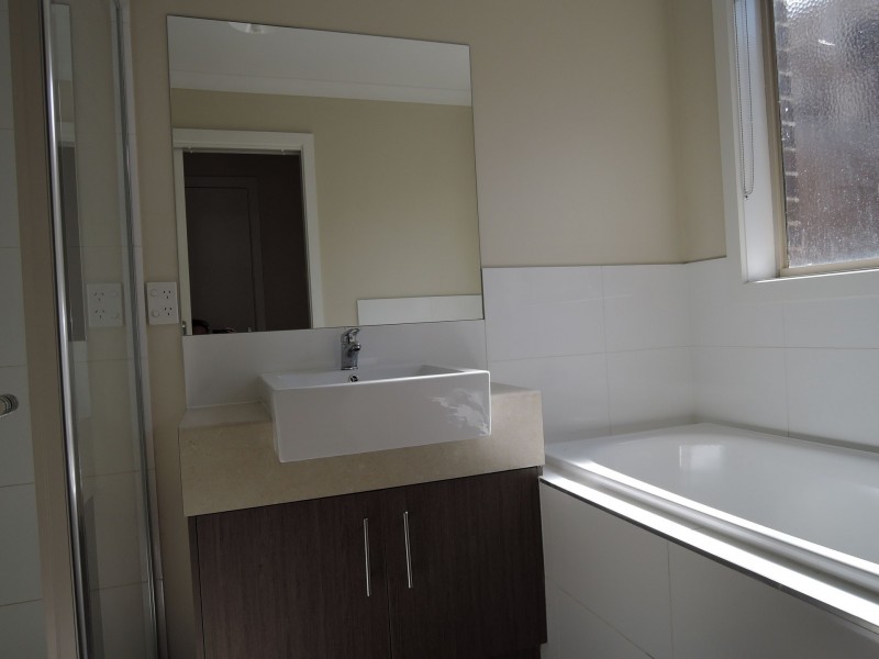 14B Bowerbird Place, Truganina VIC 3029