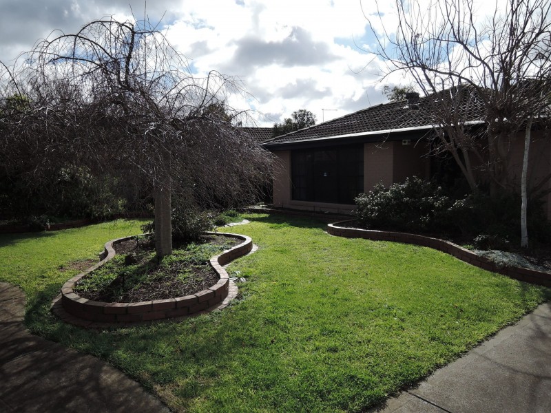 97 Chirnside Avenue, Werribee VIC 3030