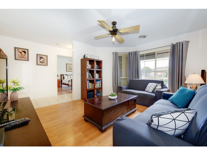 16 Quarrion Court, Hoppers Crossing VIC 3029