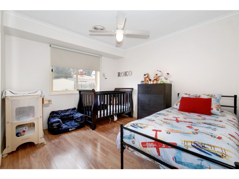 16 Quarrion Court, Hoppers Crossing VIC 3029