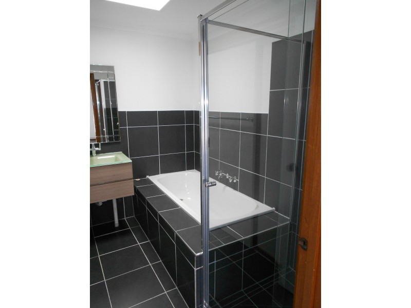 2 2 East Gateway, Wyndham Vale VIC 3024