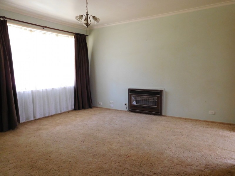 9 Henderson Street, Laverton VIC 3028