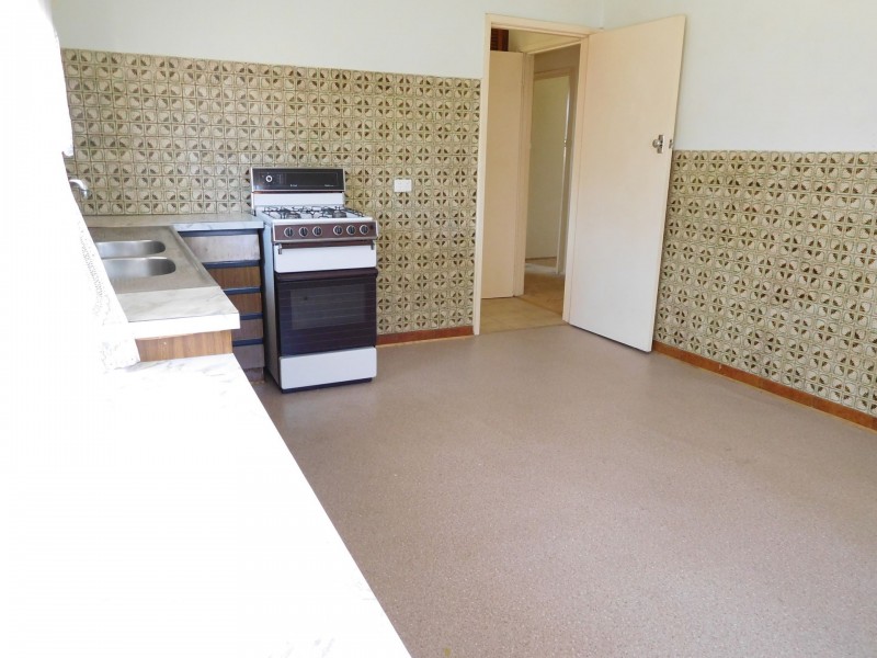 9 Henderson Street, Laverton VIC 3028