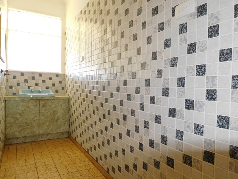 9 Henderson Street, Laverton VIC 3028