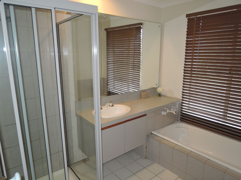 17 Kathleen Crescent, Hoppers Crossing VIC 3029