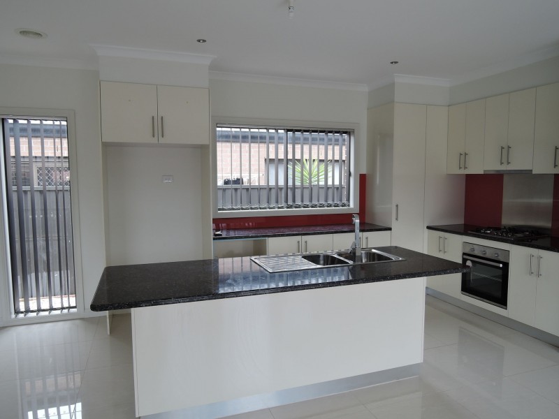 1 Manning Circuit, Tarneit VIC 3029