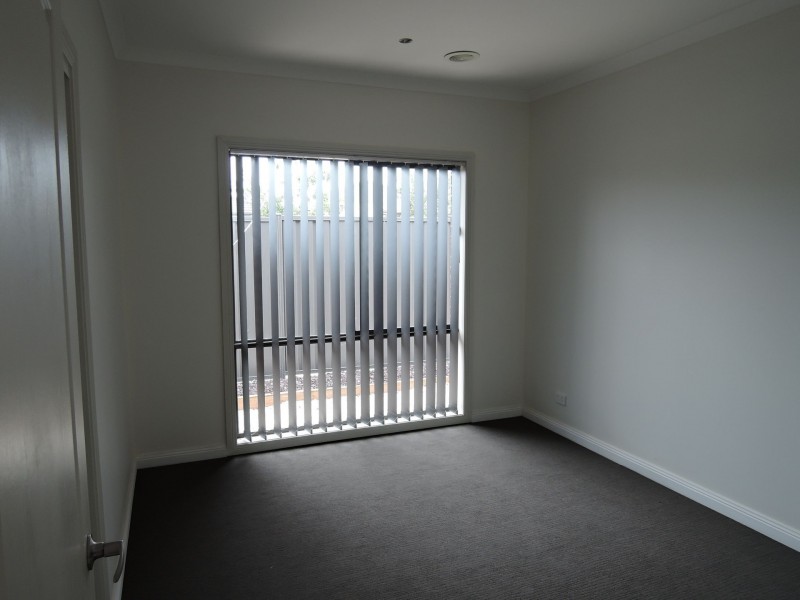 1 Manning Circuit, Tarneit VIC 3029