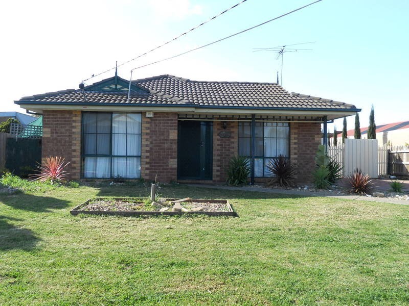 13 Goshawk Court, Hoppers Crossing VIC 3029