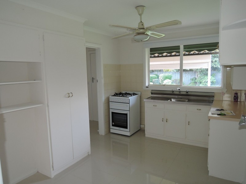 2 Second Avenue, Hoppers Crossing VIC 3029