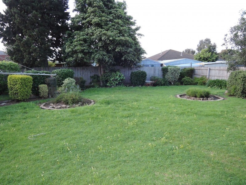 2 Second Avenue, Hoppers Crossing VIC 3029