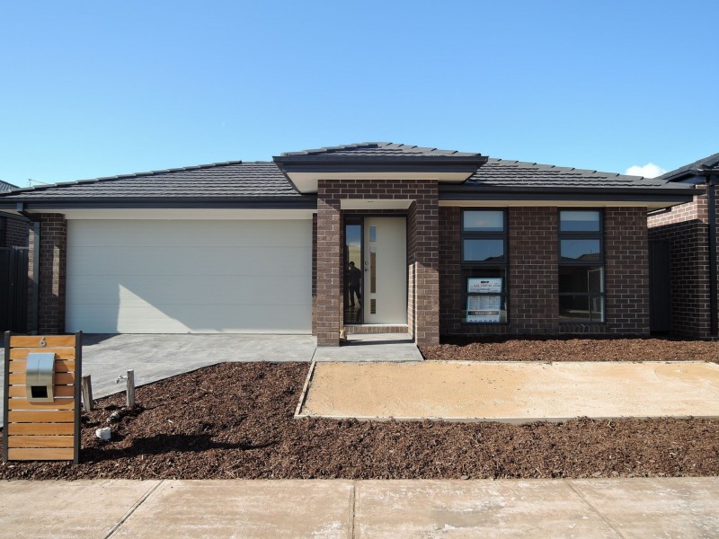 6 Ixora Crescent, Wyndham Vale VIC 3024