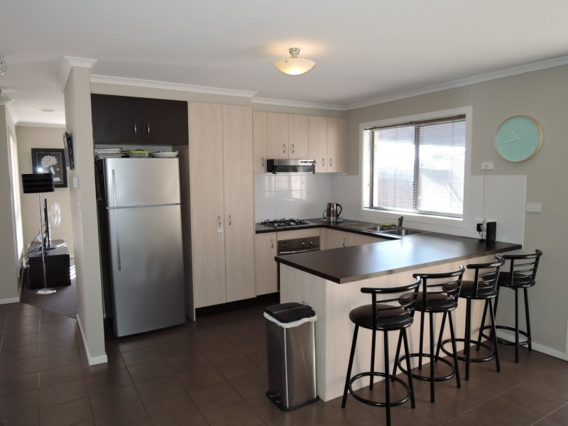 1/14 Mermaid Crescent, Wyndham Vale VIC 3024