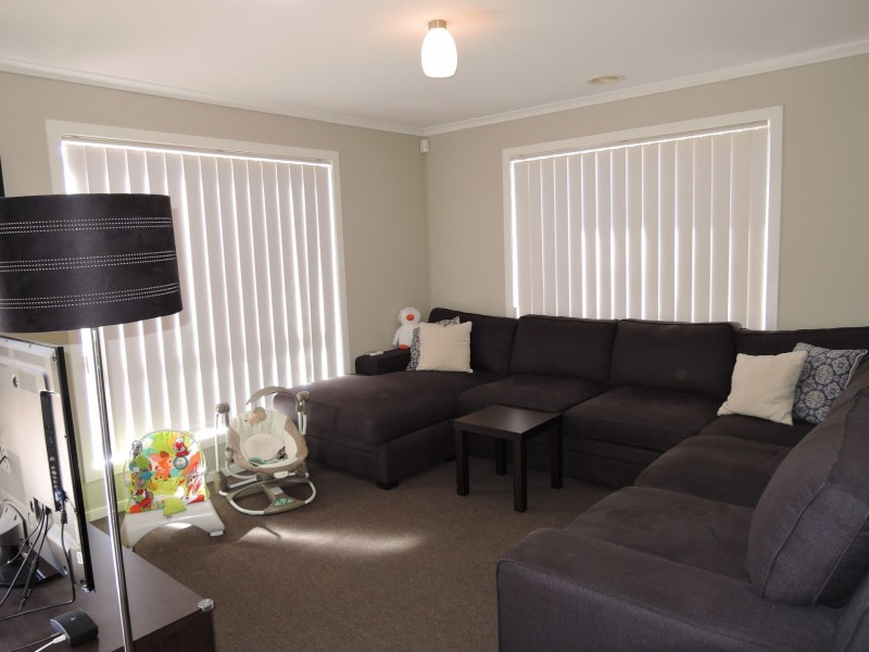 1/14 Mermaid Crescent, Wyndham Vale VIC 3024