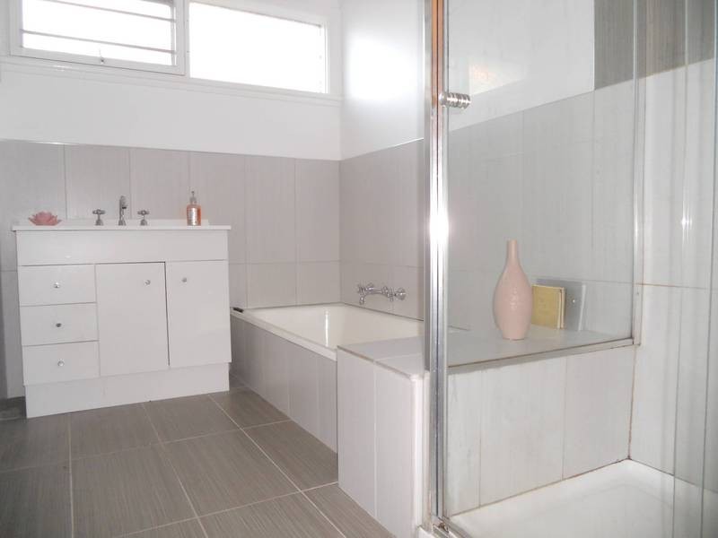 1 Meek Street, Werribee VIC 3030