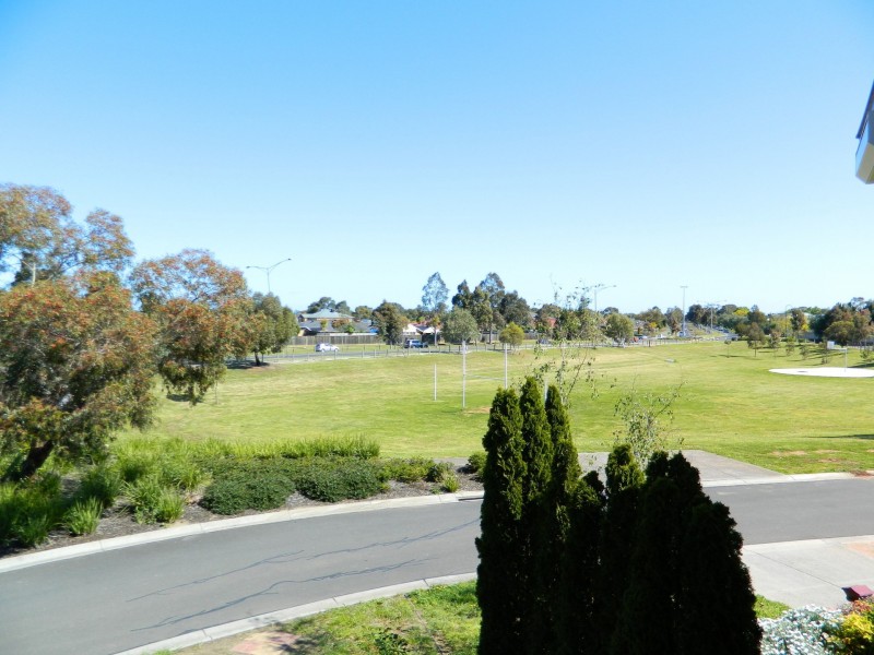 8 Anna Court, Werribee VIC 3030