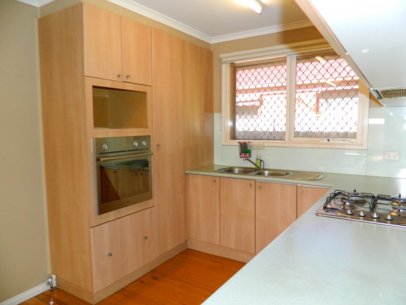 81 Kookaburra Avenue, Werribee VIC 3030