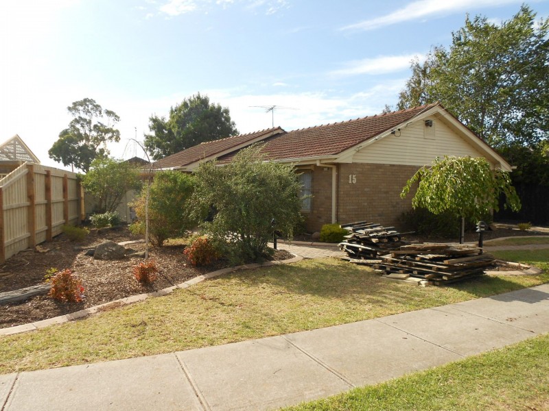 15 Harris Avenue, Hoppers Crossing VIC 3029