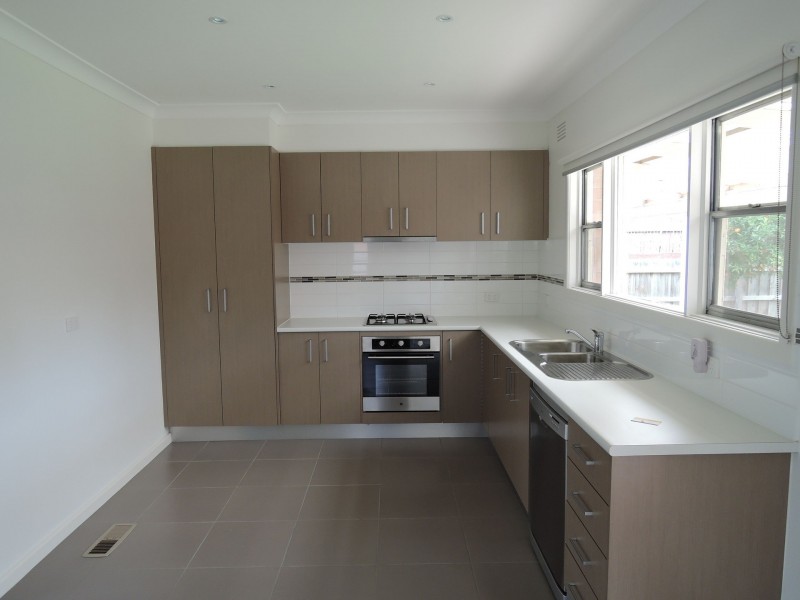 16 Deutgam Street, Werribee VIC 3030
