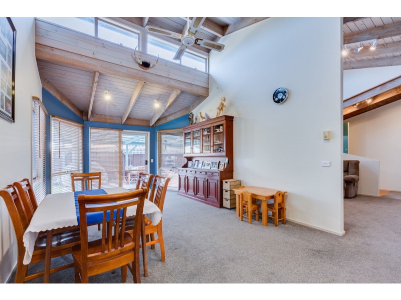 9 Lena Court, Hoppers Crossing VIC 3029