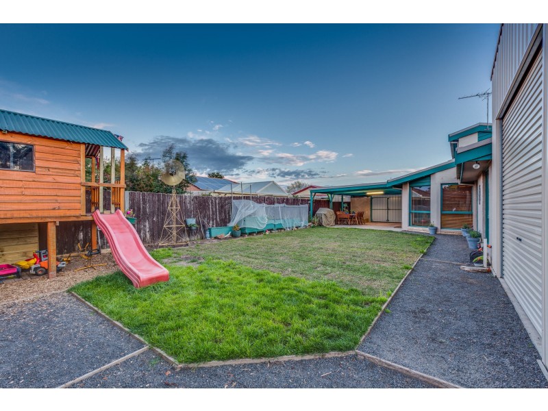 9 Lena Court, Hoppers Crossing VIC 3029