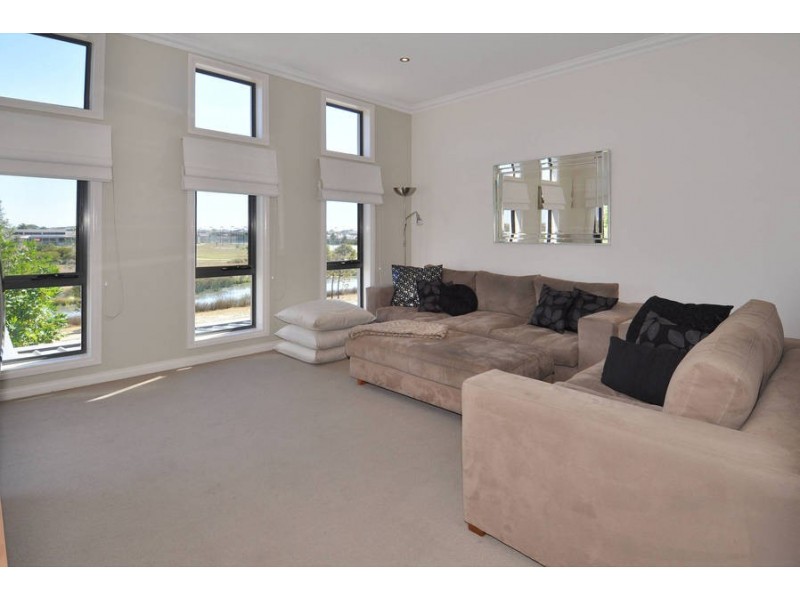 7 Hemsley Promenade, Point Cook VIC 3030