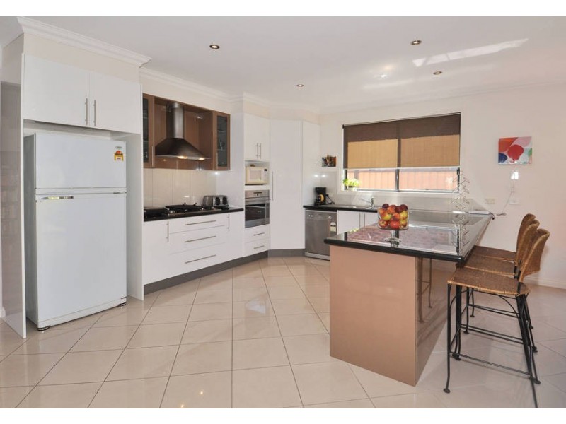 7 Hemsley Promenade, Point Cook VIC 3030