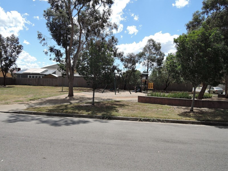 9/9-11 Milone Court, Werribee VIC 3030