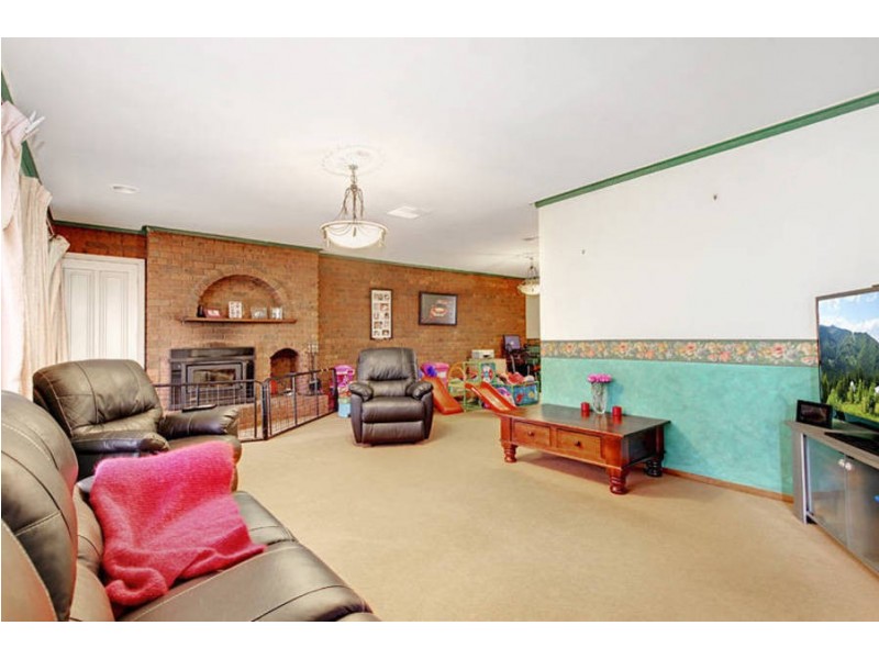 25 Bindowan Drive, Hoppers Crossing VIC 3029