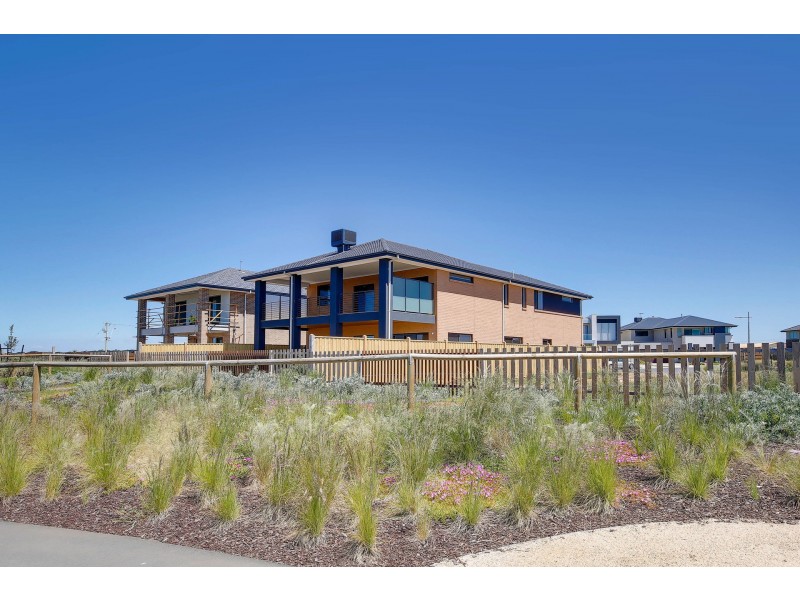 14 Catamaran Drive, Werribee South VIC 3030