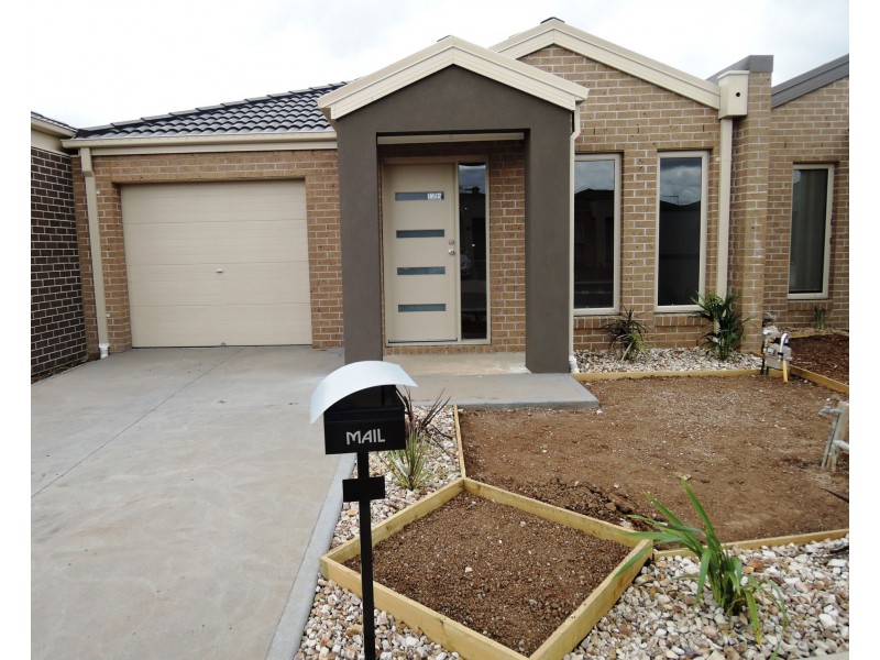 12B Bowerbird Place, Truganina VIC 3029
