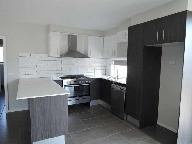 2/36 Langridge Street, Hoppers Crossing VIC 3029