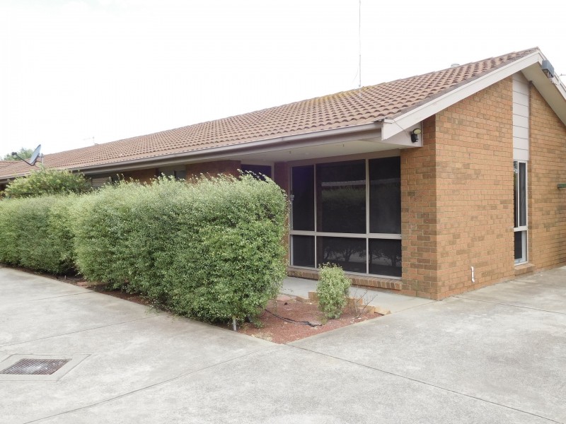1/27 Bruce Street North, Altona Meadows VIC 3028