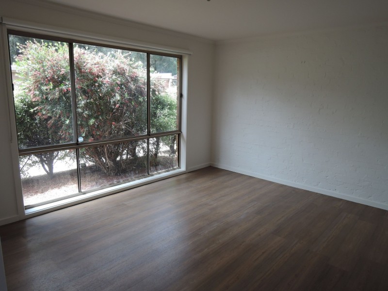 1/27 Bruce Street North, Altona Meadows VIC 3028