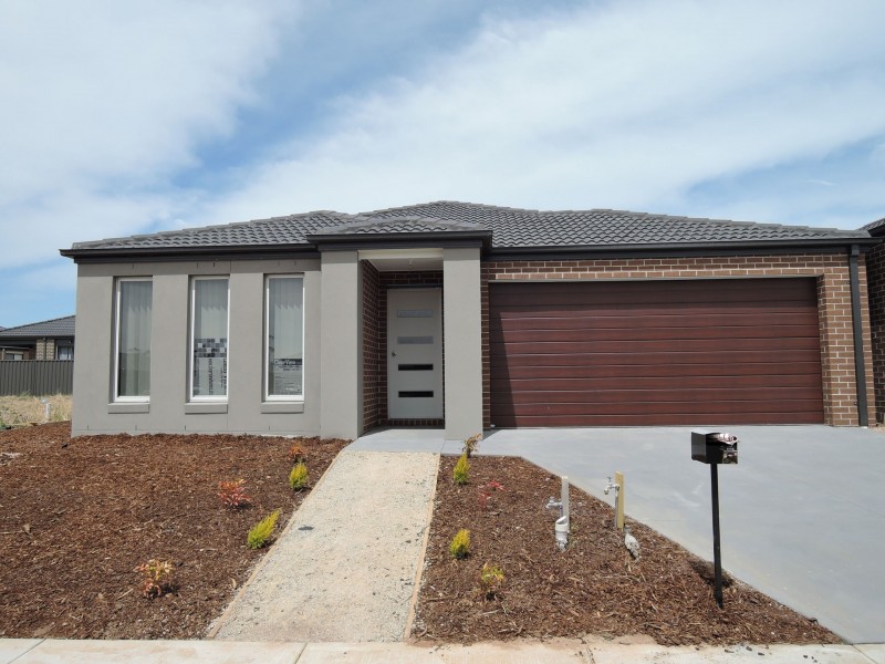 14 Ixora Crescent, Wyndham Vale VIC 3024