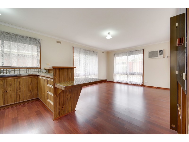 8/9 Market Road, Werribee VIC 3030