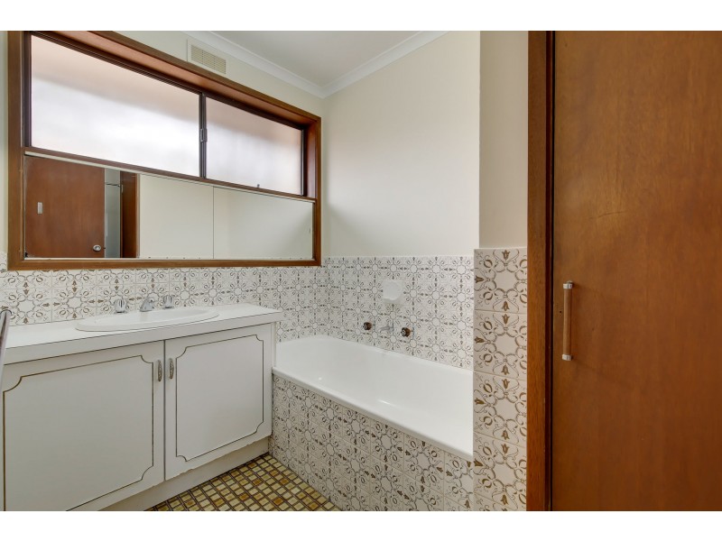 8/9 Market Road, Werribee VIC 3030