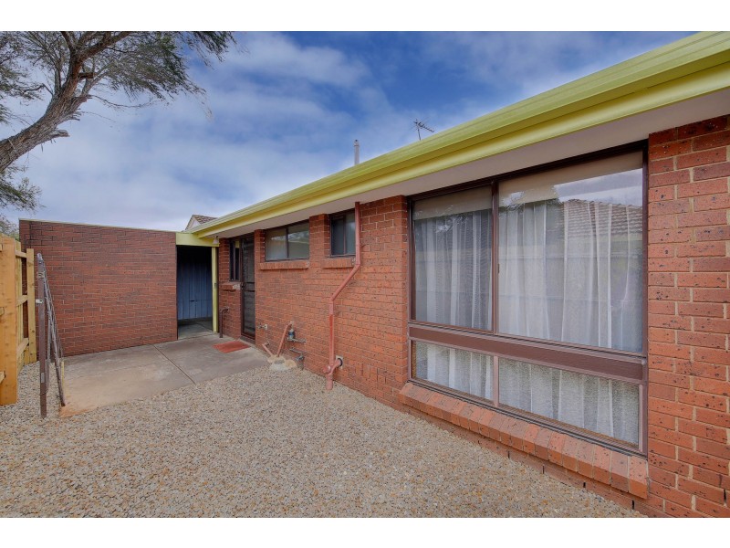 8/9 Market Road, Werribee VIC 3030