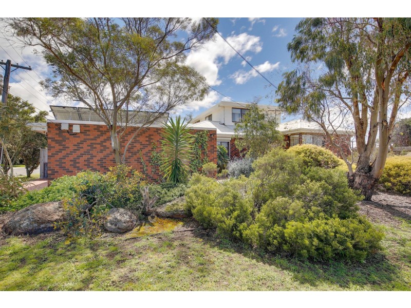 12 Burnham Drive, Hoppers Crossing VIC 3029