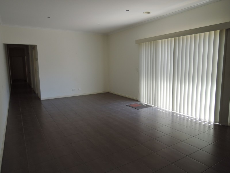 2/5 Vassar Court, Truganina VIC 3029