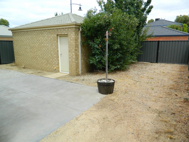 6 Hiltaba Walk, Tarneit VIC 3029