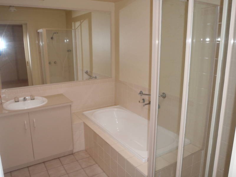 12 The Glades, Hoppers Crossing VIC 3029