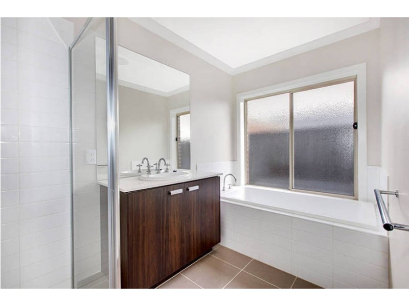 56 Kinglake Drive, Wyndham Vale VIC 3024