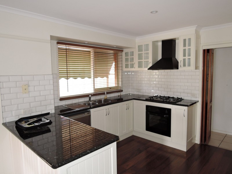 20 Bower Drive, Werribee VIC 3030