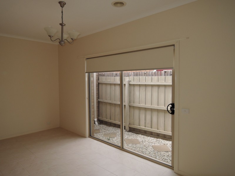 2/20 Anglia Court, Werribee VIC 3030