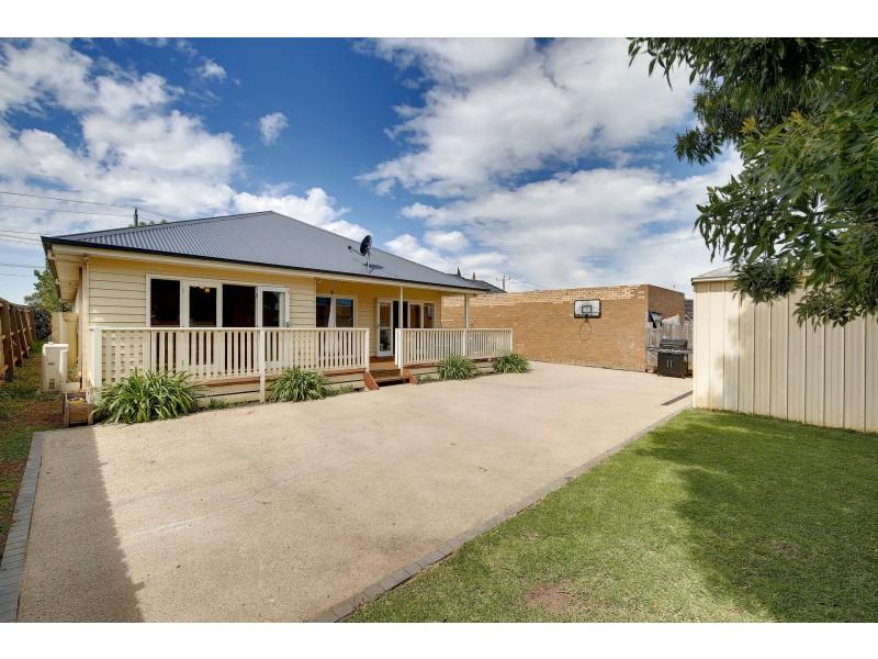 60 Tarneit Road, Werribee VIC 3030