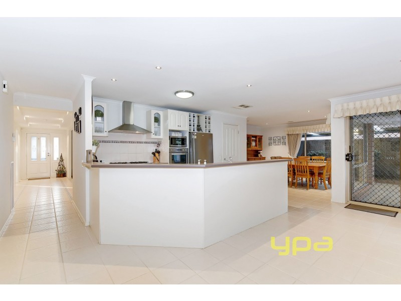 8 Waratah Place, Werribee VIC 3030