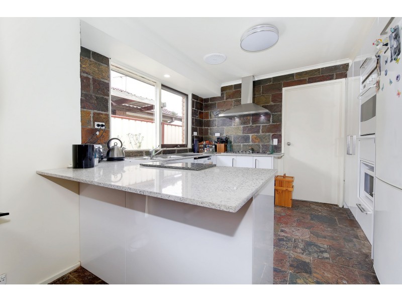 12 Daphne Crescent, Werribee VIC 3030