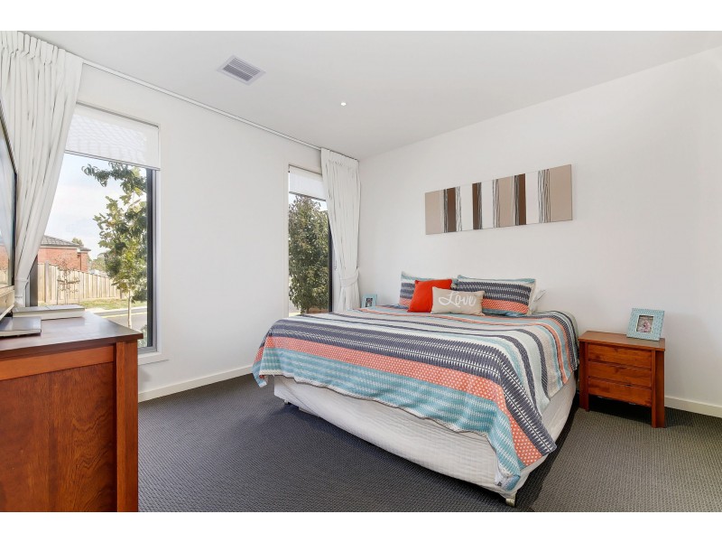 40 Filmont Drive, Werribee VIC 3030