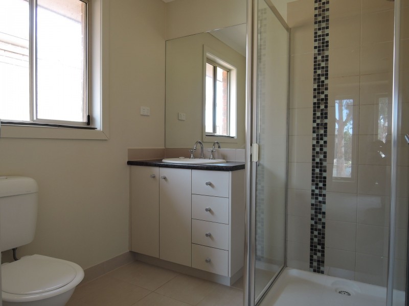 8 Parvum Way, Wyndham Vale VIC 3024